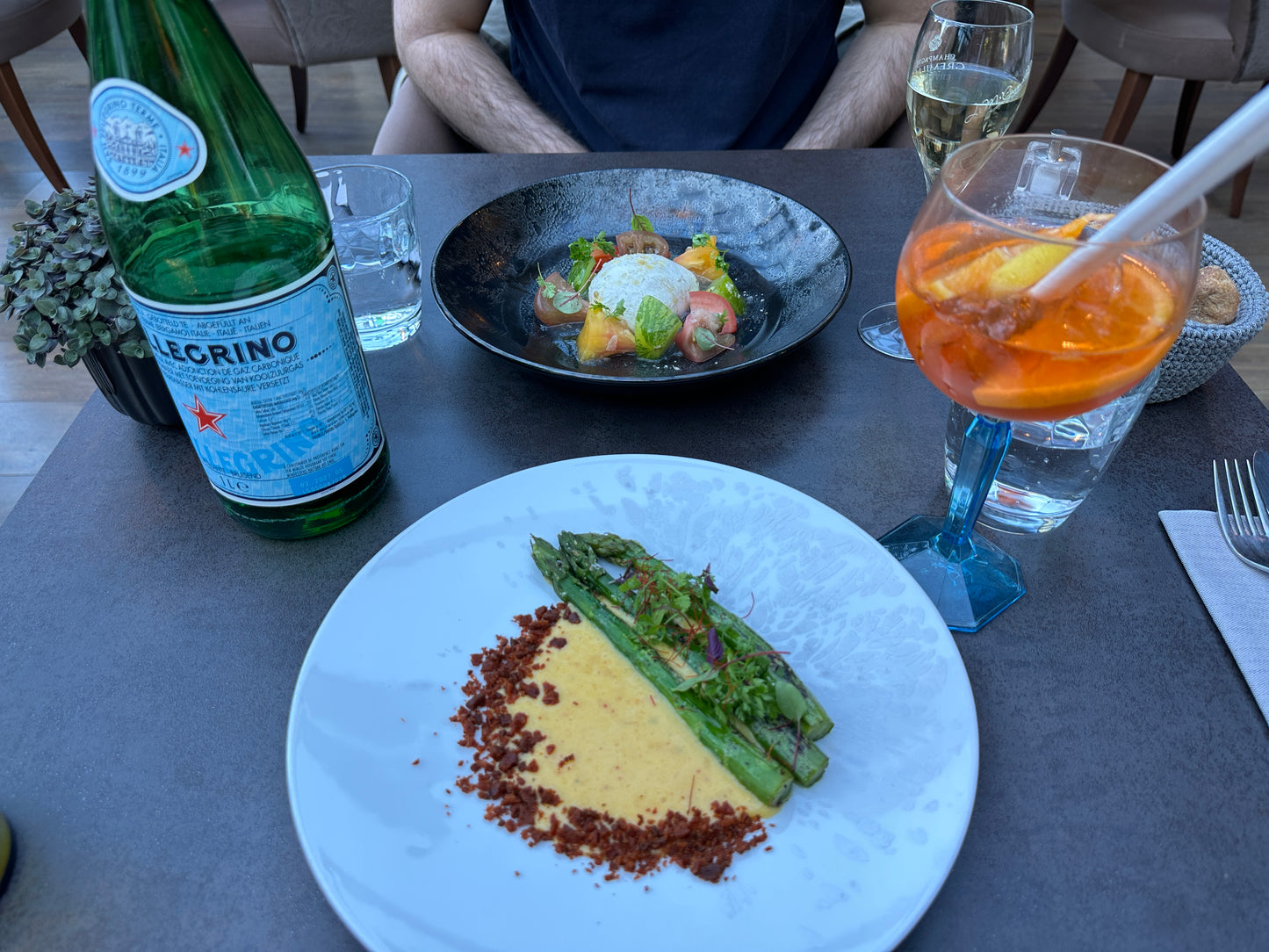 WELCOME TO FONTAINEBLEAU : DAY TRIP ITINERARY