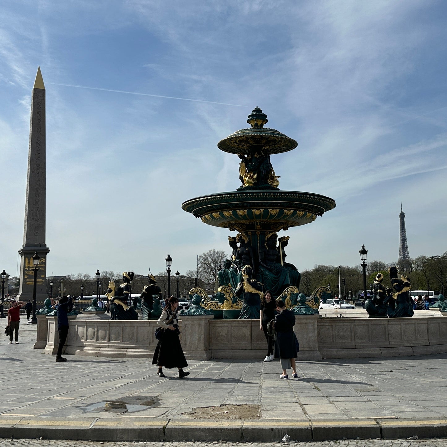 24H Paris itinerary and travel guide (First time in Paris)