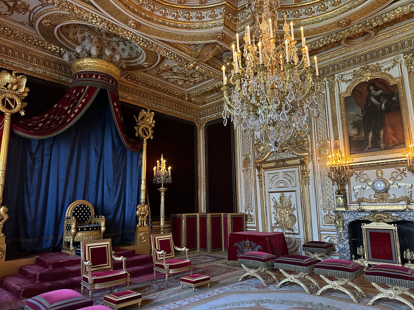 WELCOME TO FONTAINEBLEAU : DAY TRIP ITINERARY